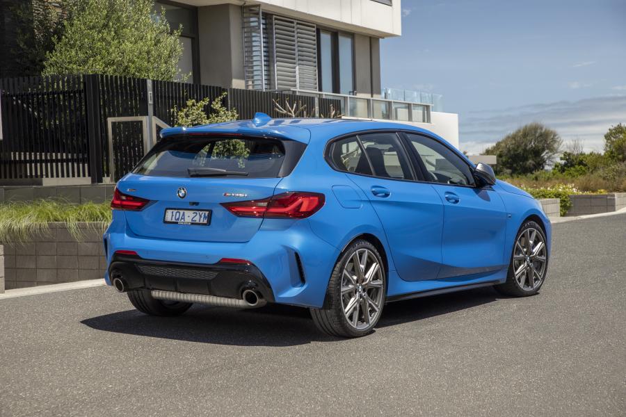  BMW M135i xDrive (F40) 2019 года  (AU) (фото 12 из 35)